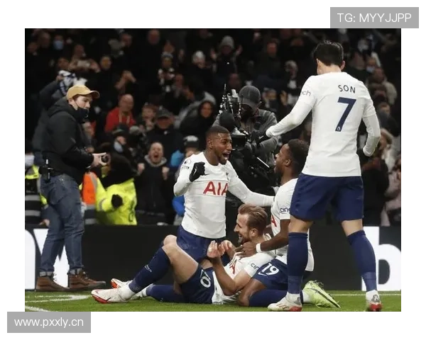 萨利巴对位凯恩：禁区防守能力解析