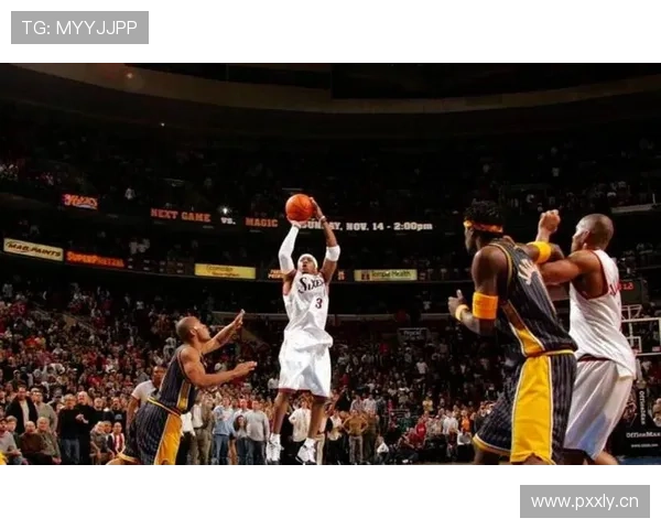 艾弗森突破能力提升队友空间，持球单打效率明显优于库里